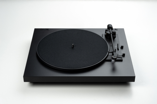 Pro-Ject A1.2 helautomatisk skivspelare med Pick-It MM E, svart i gruppen Vinyl / Vinylspelare hos Ljudfokus.se (102060969)