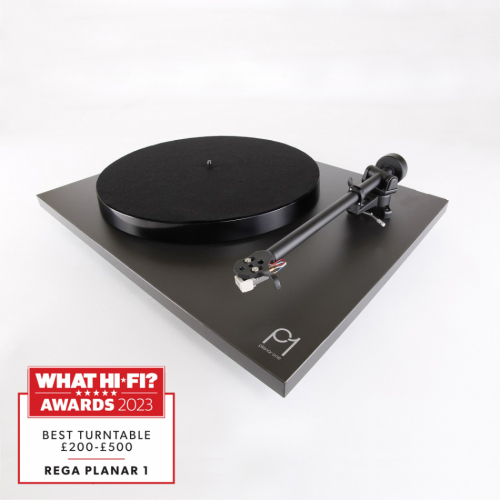 Rega Planar 1 vinylspelare med Carbon MM-pickup, mattsvart i gruppen Vinyl / Vinylspelare hos Ljudfokus.se (291PLANAR1MB)