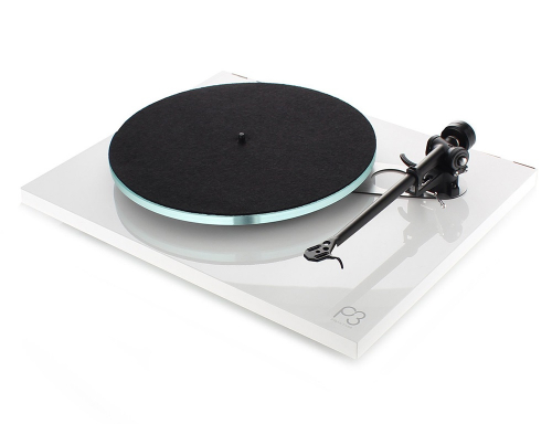 Rega Planar 3 vinylspelare utan pickup, pianovit i gruppen Mediaspelare / Vinylspelare hos Ljudfokus.se (291PLANAR3W)