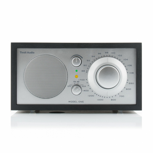 Tivoli Audio Model One, FM-bordsradio svart/silver i gruppen Mediaspelare / Radio - Tuner hos Ljudfokus.se (404TAM1B)