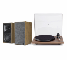 Klipsch The Fives Valnöt & Rega Planar 1 Carbon Vinylspelarpaket