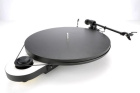 Pro-Ject Elemental vinylspelare med OM5e-pickup, vit/svart Pro-Ject Elemental vinylspelare med OM5e-pickup, vit/svart
