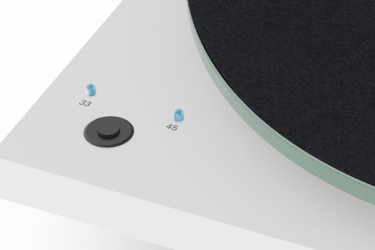 Pro-Ject T1 Phono SB vinylspelare med OM5e-pickup, vit