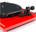Pro-Ject Essential III BT skivspelare med OM10 & RIAA-steg, pianoröd Pro-Ject Essential III BT skivspelare med OM10 & RIAA-steg, pianoröd