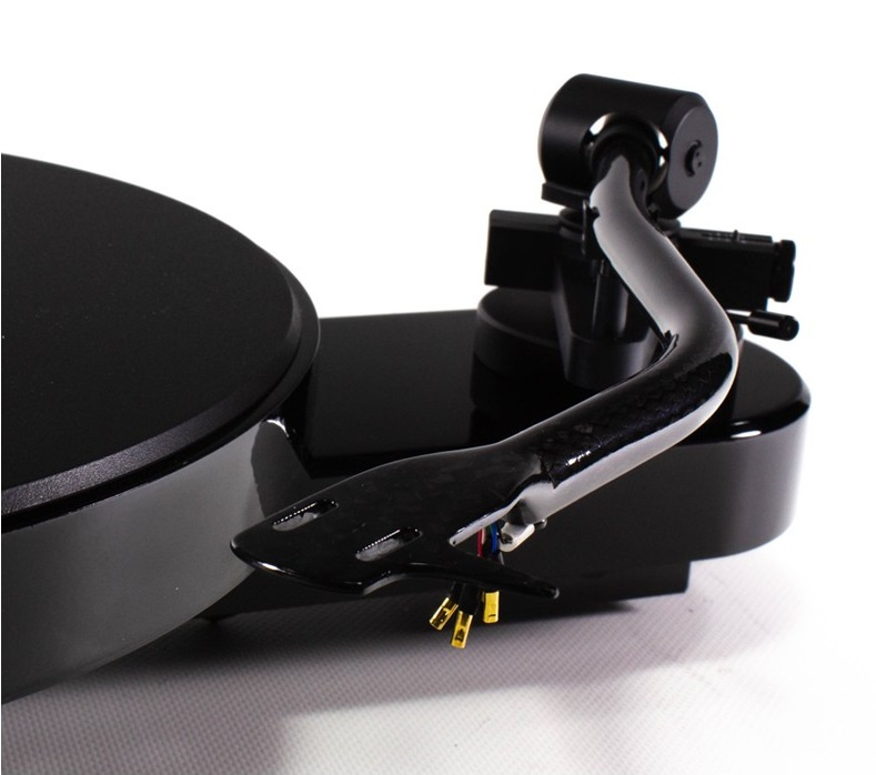 Pro-Ject RPM-3 Carbon vinylspelare, pianosvart utan pickup