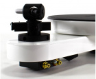 Pro-Ject RPM-3 Carbon vinylspelare, pianovit utan pickup Pro-Ject RPM-3 Carbon vinylspelare, pianovit utan pickup