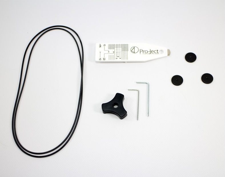 Pro-Ject RPM-3 Carbon vinylspelare, pianovit utan pickup