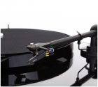 Pro-Ject E1 vinylspelare med Ortofon OM5e-pickup, pianosvart