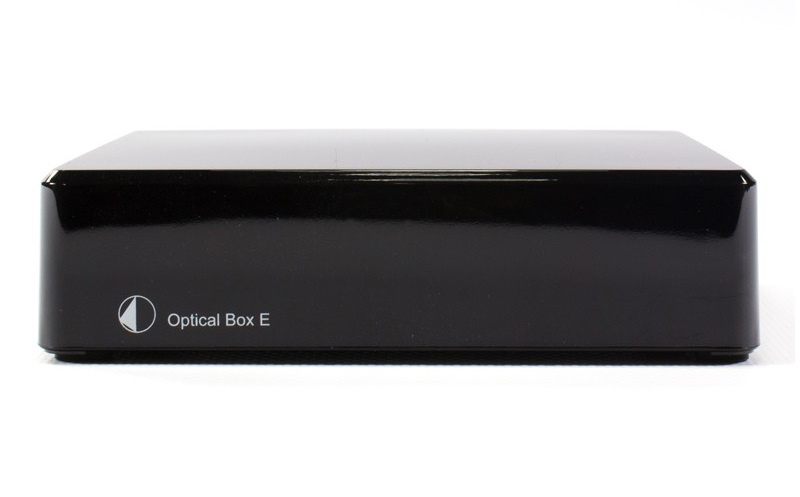 Pro-Ject Optical Box E Phono, RIAA-steg med optisk utgång för vinylspelare, svart