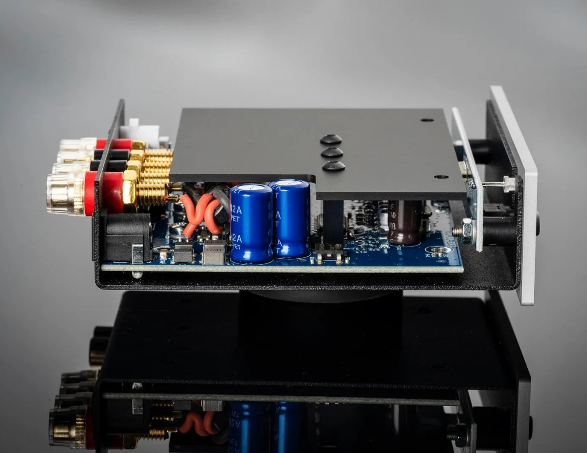 Pro-Ject Amp Box S3 kompakt stereoslutsteg, silver