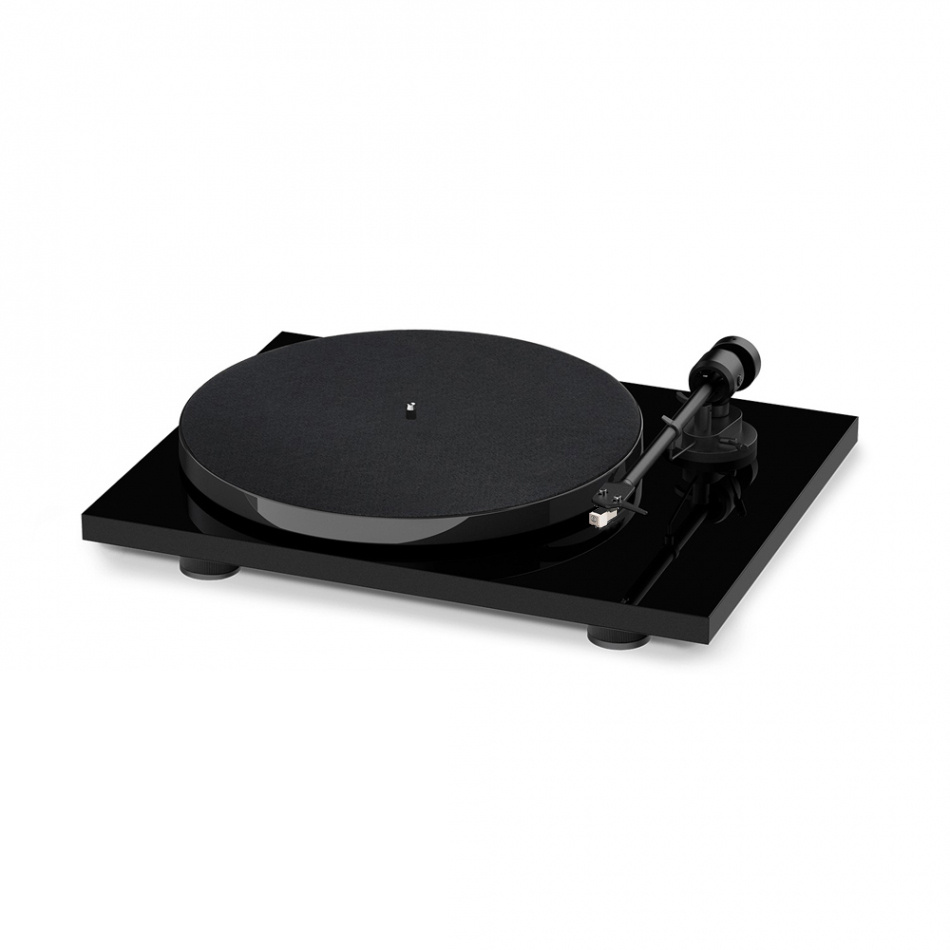 Pro-Ject E1 Phono vinylspelare med Audio Technica AT3600L-pickup, pianosvart