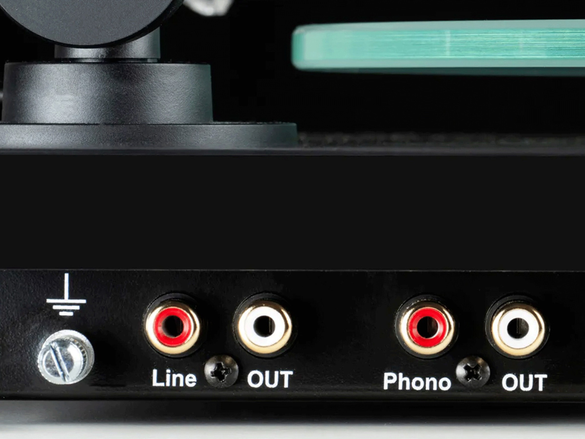 Pro-Ject T1 EVO Bluetooth vinylspelare med Ortofon OM10-pickup, mattvit