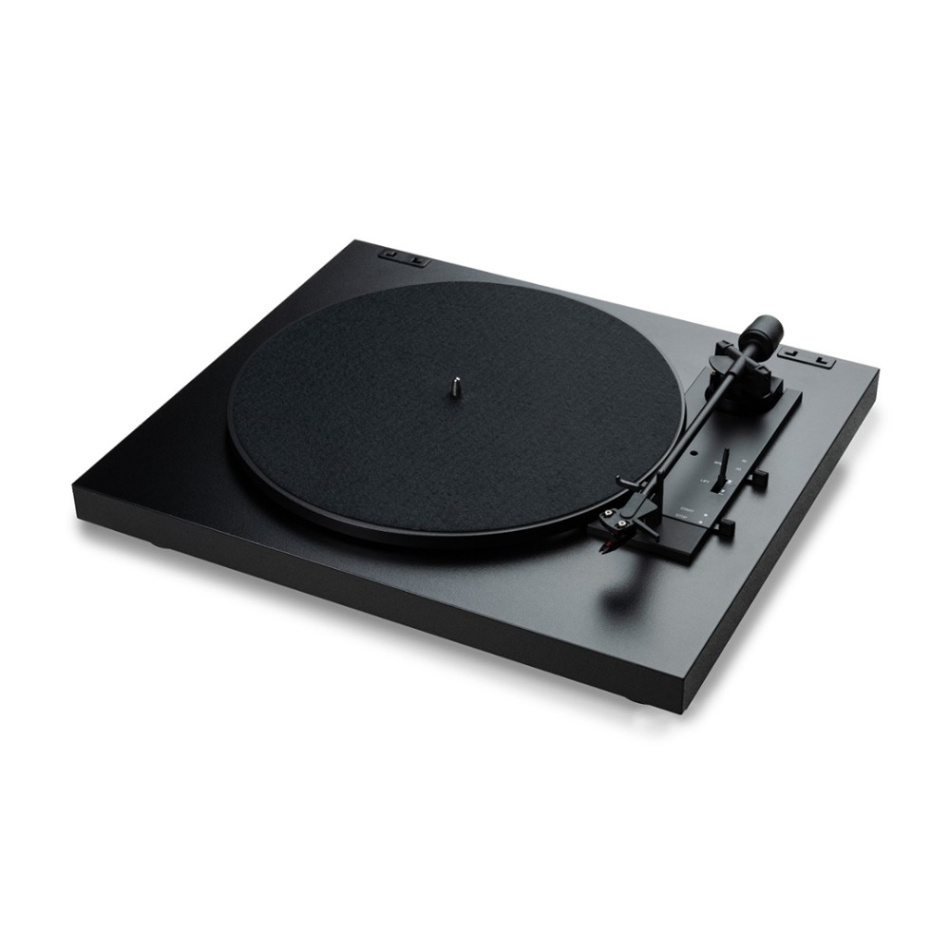 Pro-Ject A1.2 helautomatisk skivspelare med Ortofon OM10, svart