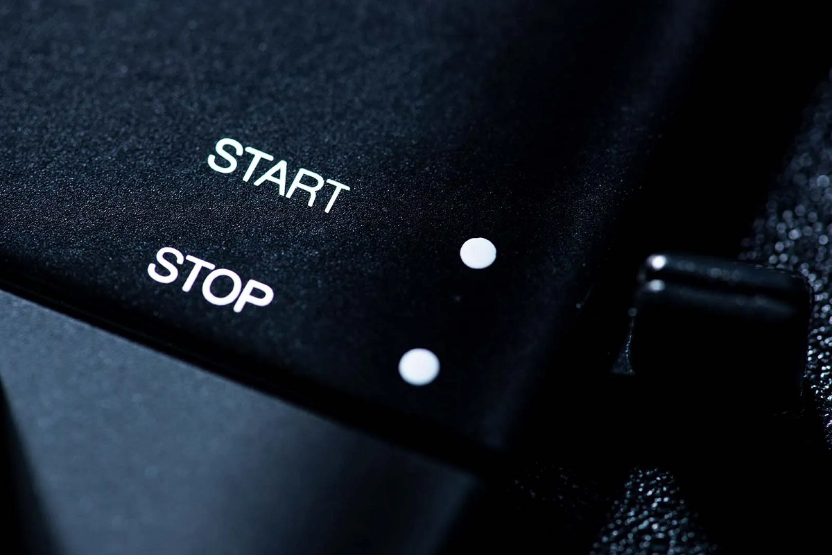 Pro-Ject A1.2 helautomatisk skivspelare med Ortofon OM10, svart