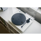 Pro-Ject E1.2 BT skivspelare med förmonterad Pick It MM E-pickup, mattvit Pro-Ject E1.2 BT skivspelare med förmonterad Pick It MM E-pickup, mattvit