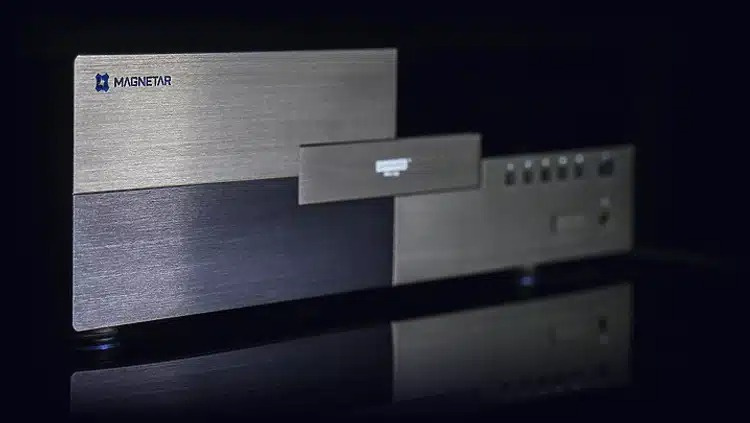 Magnetar UDP900 Ultra HD BluRay-spelare med SACD och XLR