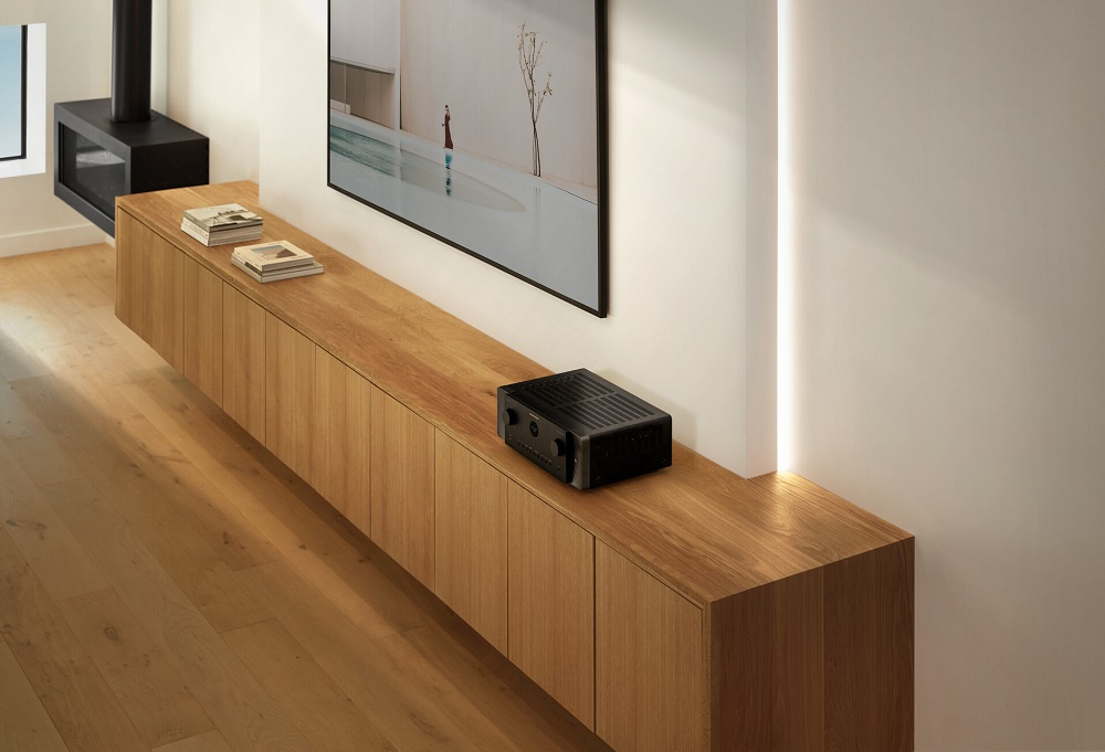 Marantz Cinema 60DAB hemmabioförstärkare med Dolby Atmos & HEOS, svart