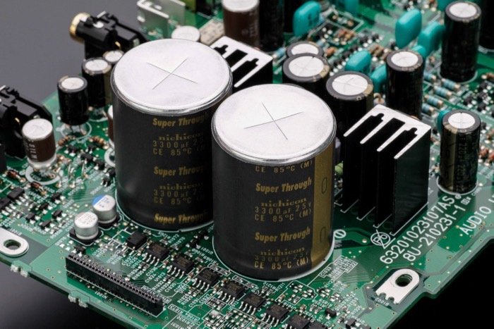 Marantz ND8006 CD/nätverksspelare med DAC, svart