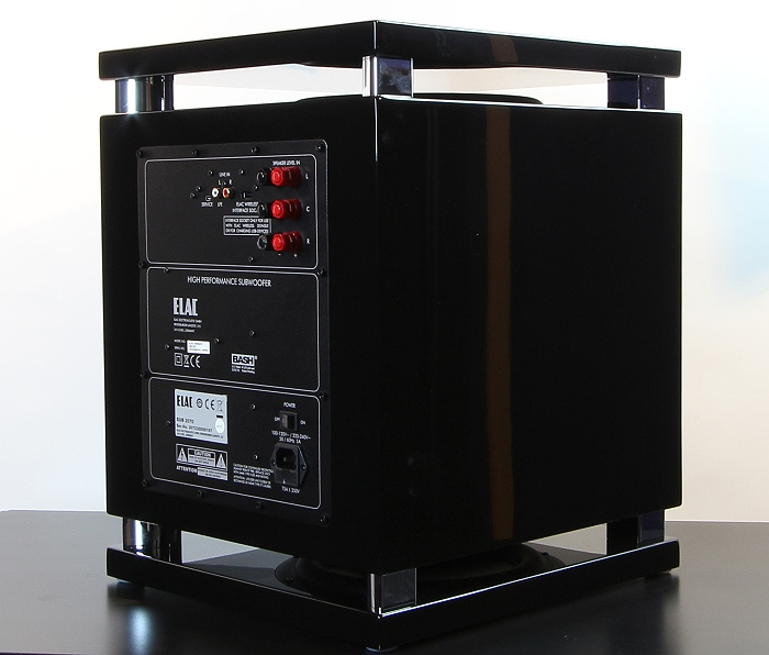 Elac Sub 2070.2 aktiv subwoofer med appstyrning, pianosvart