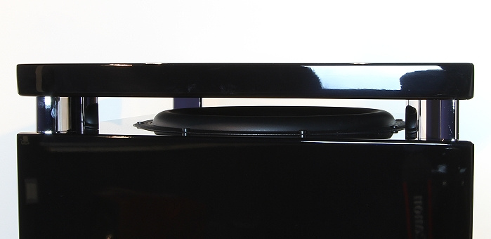 Elac Sub 2070.2 aktiv subwoofer med appstyrning, pianosvart