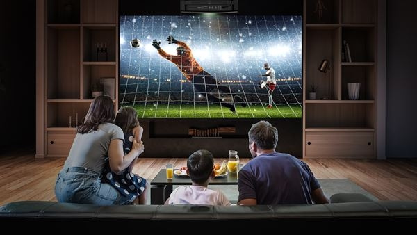 Optoma UHZ68LV Ultra HD 4K-laserprojektor med Dolby Vision