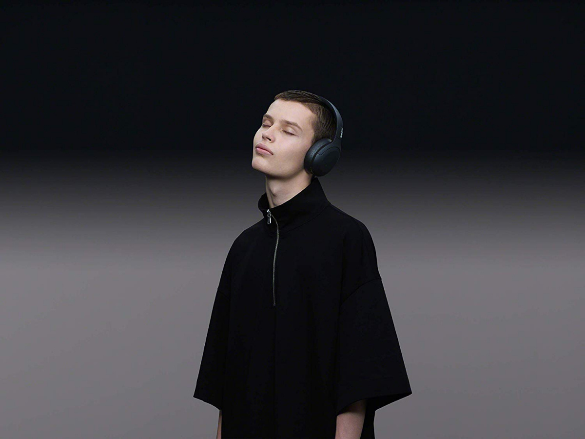 Sony WH-H910N over-ear med brusreducering, svart