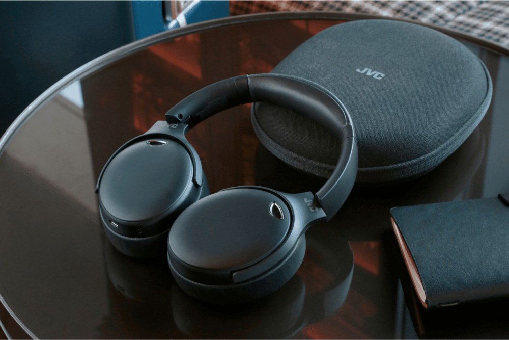 JVC HA-S100N trådlösa over-ear hörlurar med brusreducering, svart