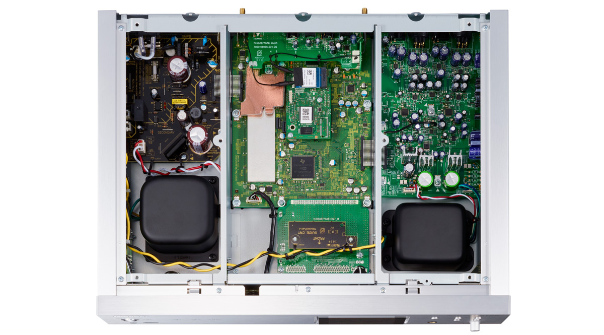 Pioneer N-70AE nätverksspelare/DAC, svart