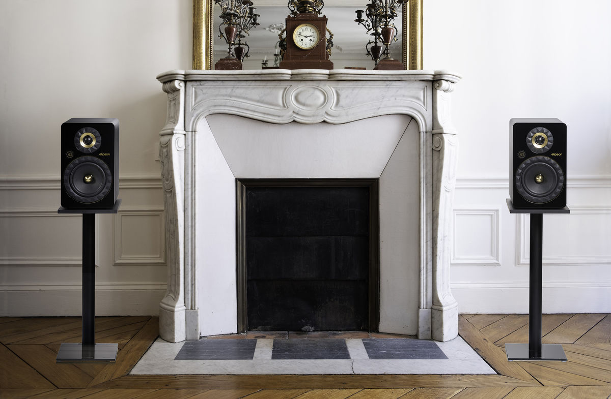 Norstone Epur Stand, svart högtalarstativ med en glasfot 60 cm höga