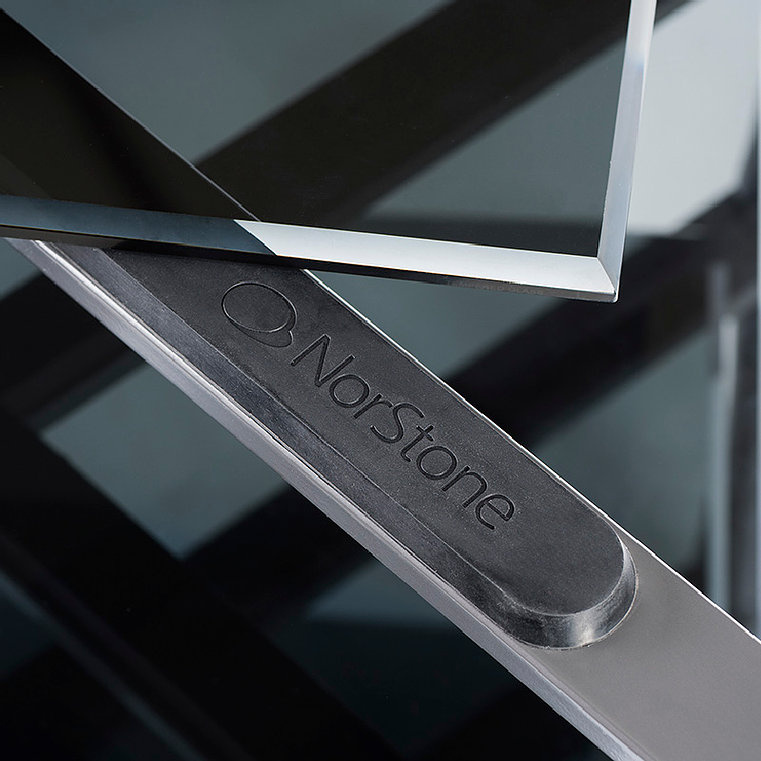 Norstone Slender Hifi stereorack, Gunmetal Grey