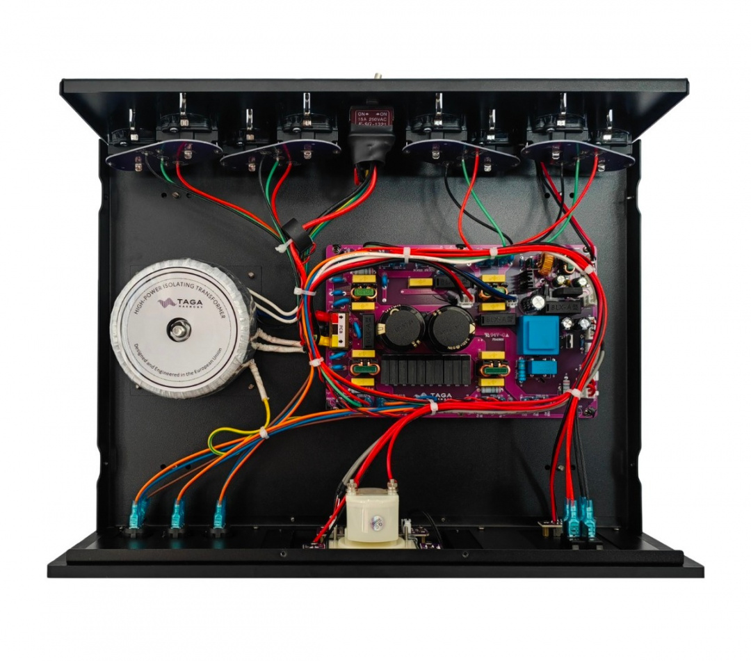 TAGA Harmony PC-9000DC strömfilter med DC-blockering & åskskydd, svart