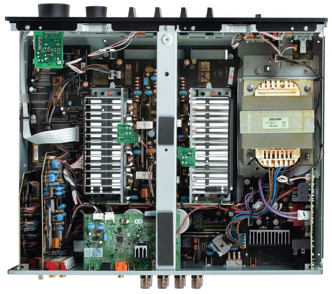 Yamaha A-S701 II stereoförstärkare med DAC & RIAA-steg, silver