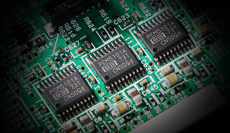 Yamaha HTR-4072 bioförstärkare, svart