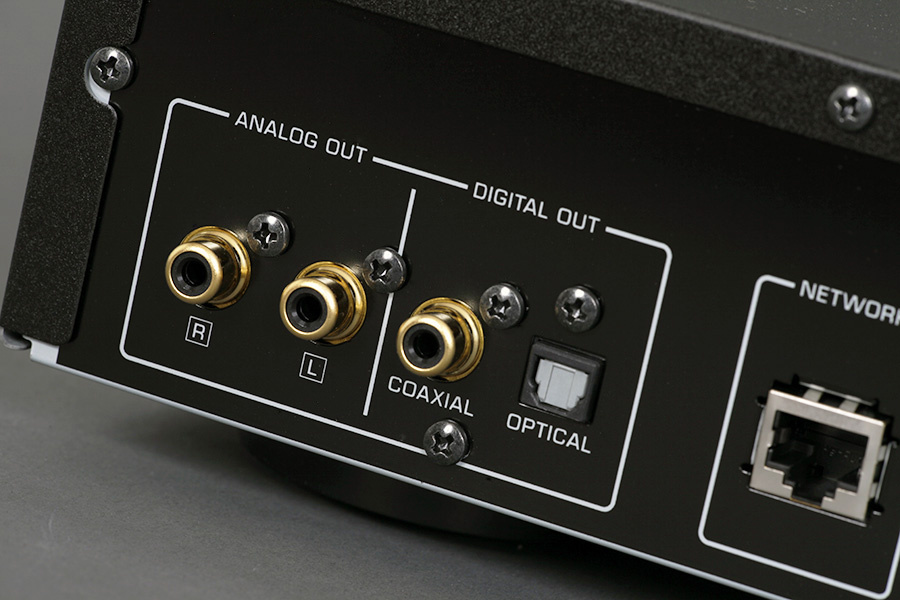 Yamaha NP-S303 nätverksspelare, svart