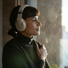 Yamaha YH-E700B over-ear hörlurar med brusreducering, beige Yamaha YH-E700B over-ear hörlurar med brusreducering, beige