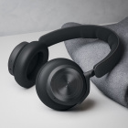 Bang & Olufsen Beoplay HX trådlösa over-ear hörlurar med brusreducering, svart Bang & Olufsen Beoplay HX trådlösa over-ear hörlurar med brusreducering, svart