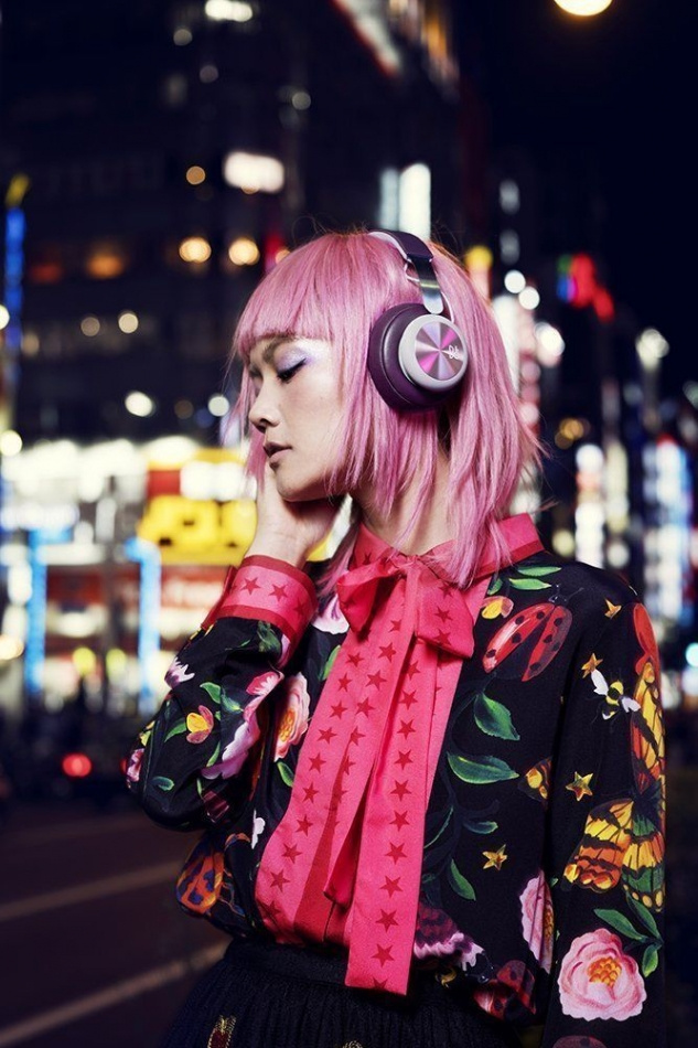 B&O Beoplay H4, sluten hörlur med Bluetooth, violet