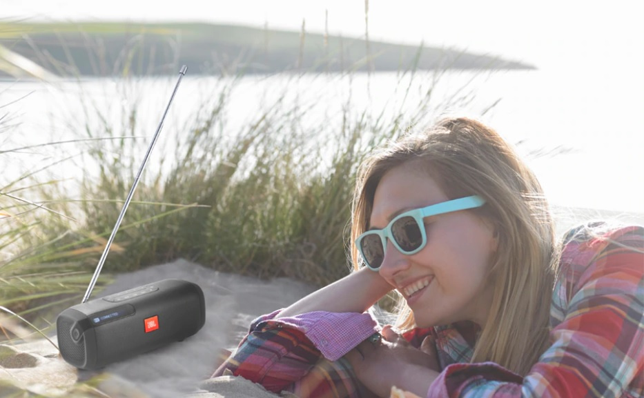 JBL Tuner, portabel högtalare med Bluetooth & DAB/FM-radio, svart