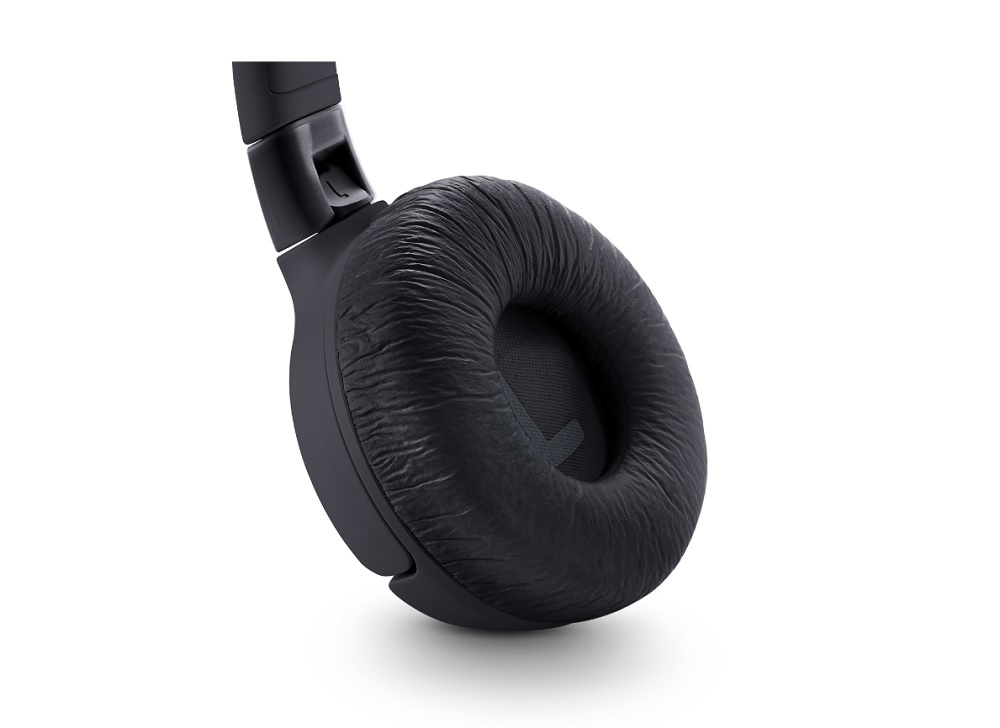 JBL Tune 600BTNC, on-ear hörlur med brusreducering, svart