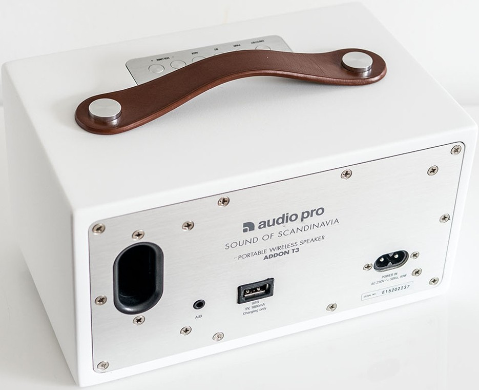 Audio Pro Addon T3 batteridriven Bluetooth-högtalare, vit Returexemplar