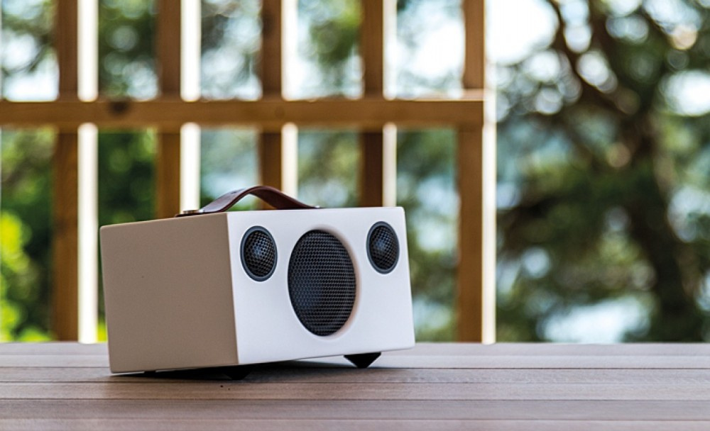 Audio Pro Addon T3 batteridriven Bluetooth-högtalare, vit Returexemplar