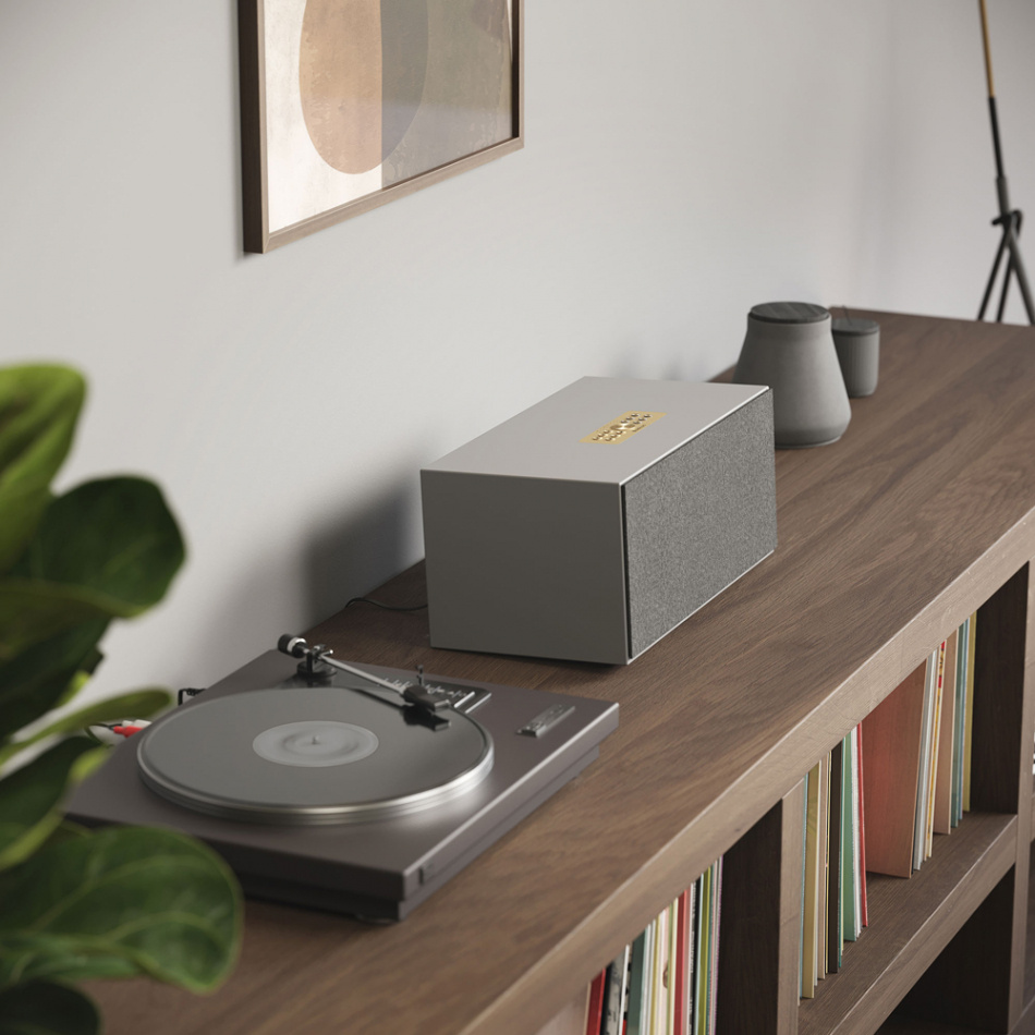 Audio Pro C20 med Chromecast, AirPlay 2 & Bluetooth, grå