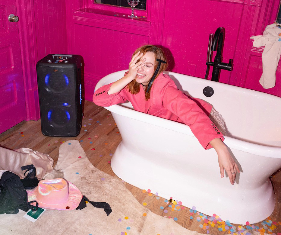 Klipsch Miami, bärbar partyhögtalare med Bluetooth & mikrofon