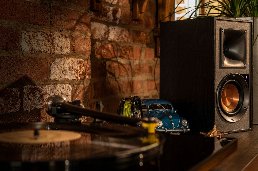 Klipsch R-41PM aktiva högtalare med Bluetooth, RIAA-steg & DAC, svart par