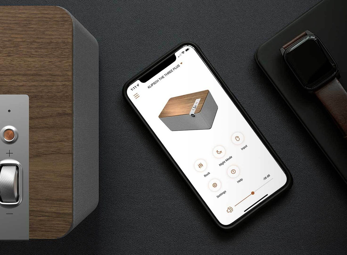 Klipsch The Three Plus aktiv högtalare med Bluetooth & USB-C, valnöt Returexemplar