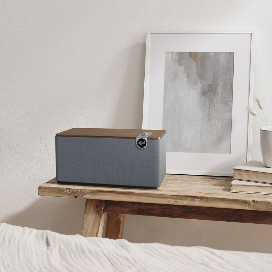 Klipsch The Three Plus aktiv högtalare med Bluetooth & USB-C, valnöt Returexemplar
