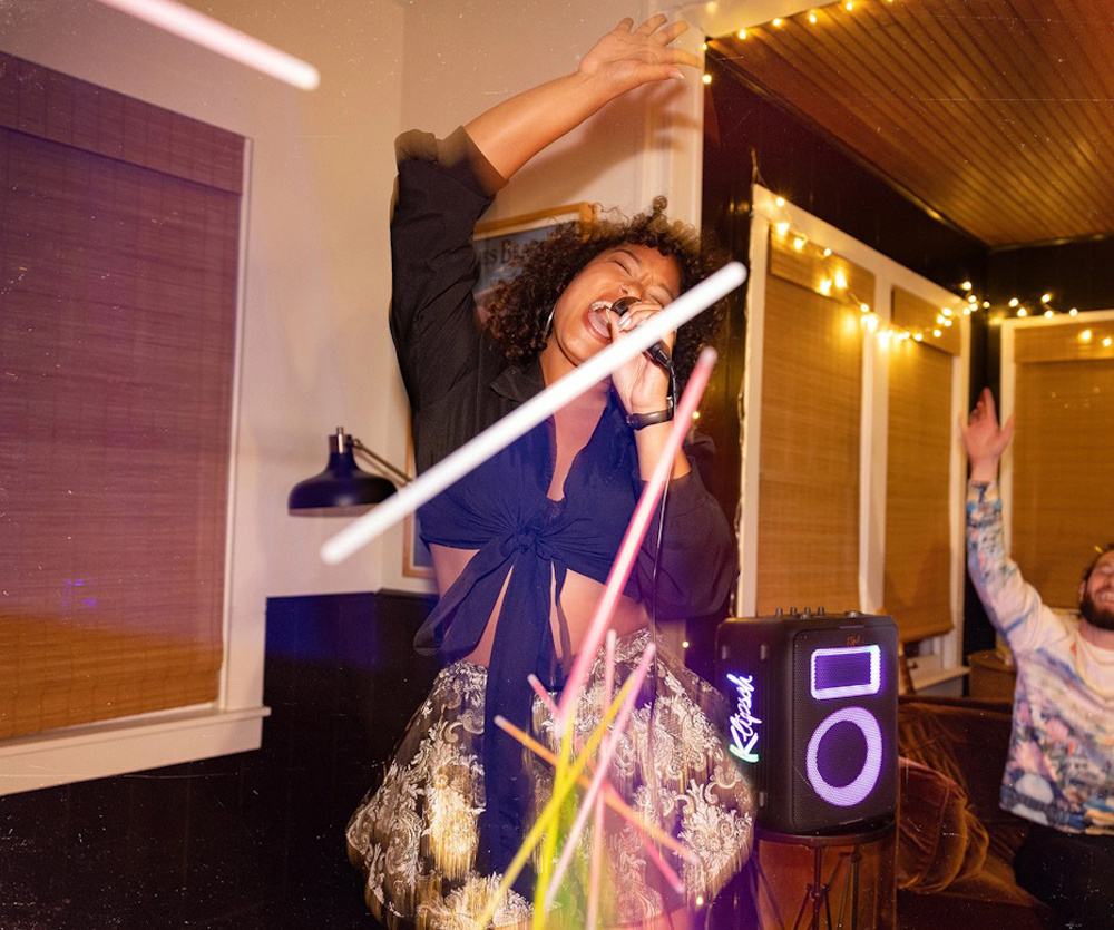 Klipsch Vegas, bärbar partyhögtalare med Bluetooth & mikrofon