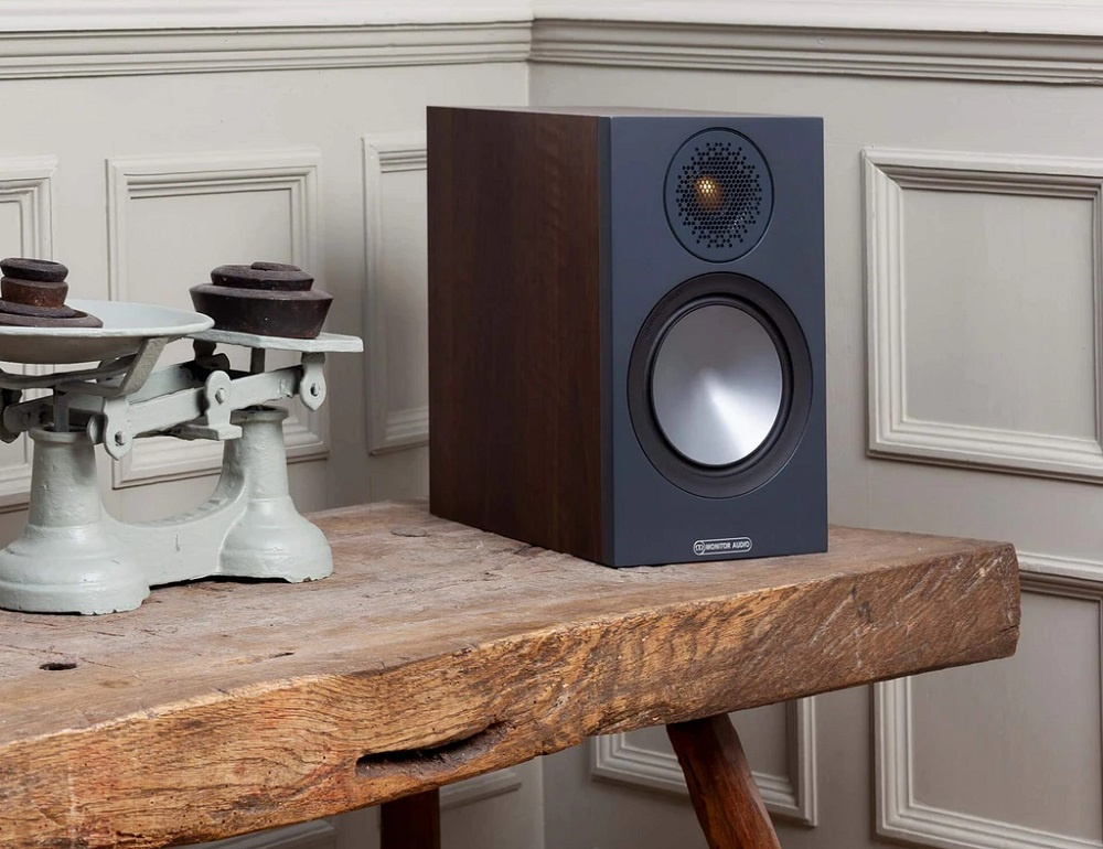 Monitor Audio Bronze 50 6G stativhögtalare, valnöt par