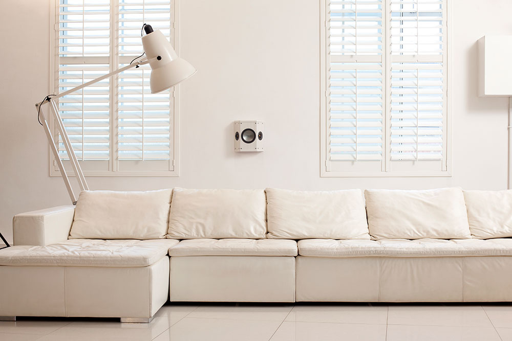 Monitor Audio Bronze FX, surroundhögtalare vit ask