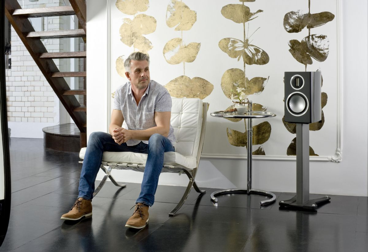 Monitor Audio Gold 100, stativhögtalare pianosvart